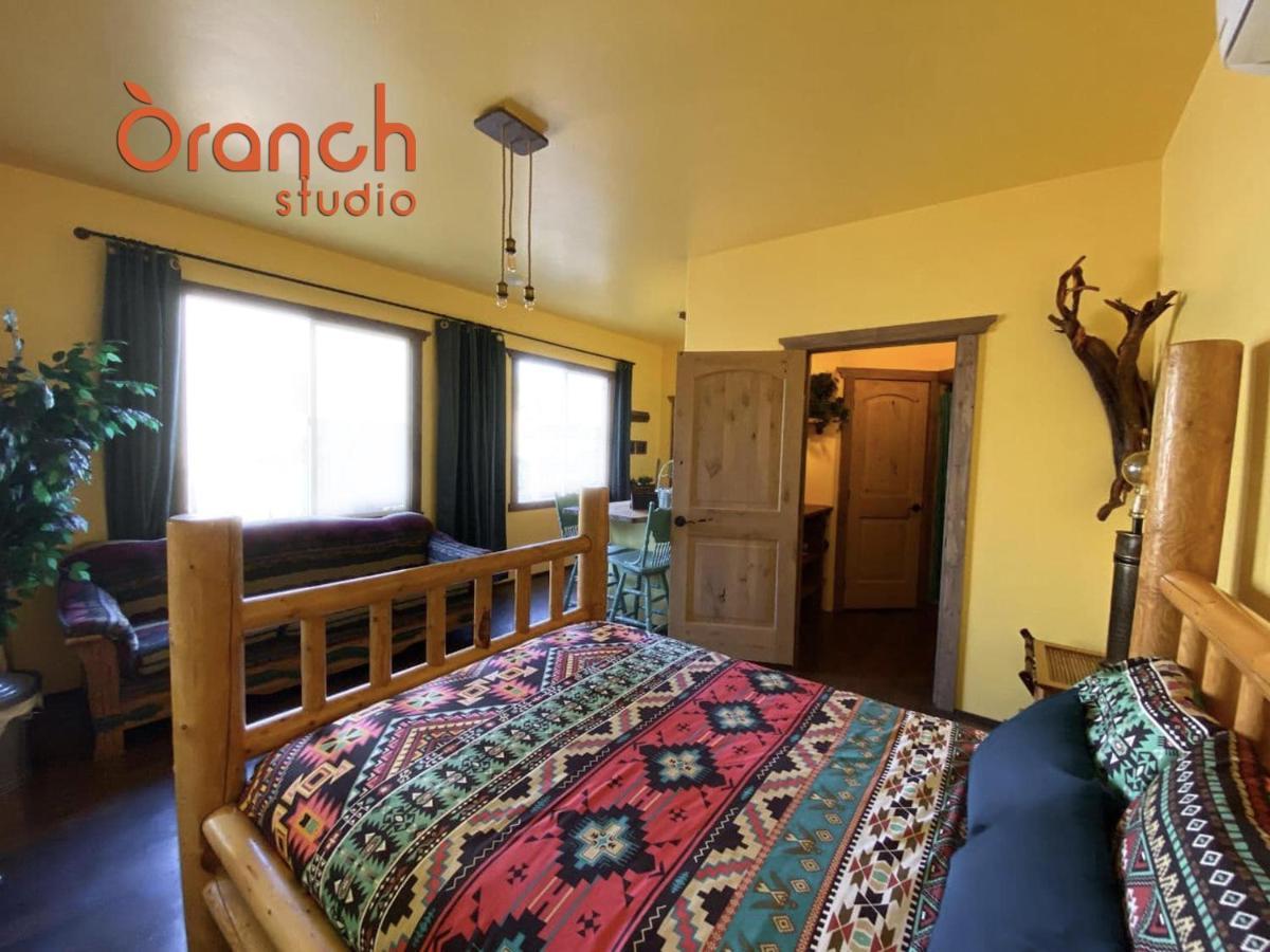 Oranch House, Studio & Wilderness Kanab Exterior photo